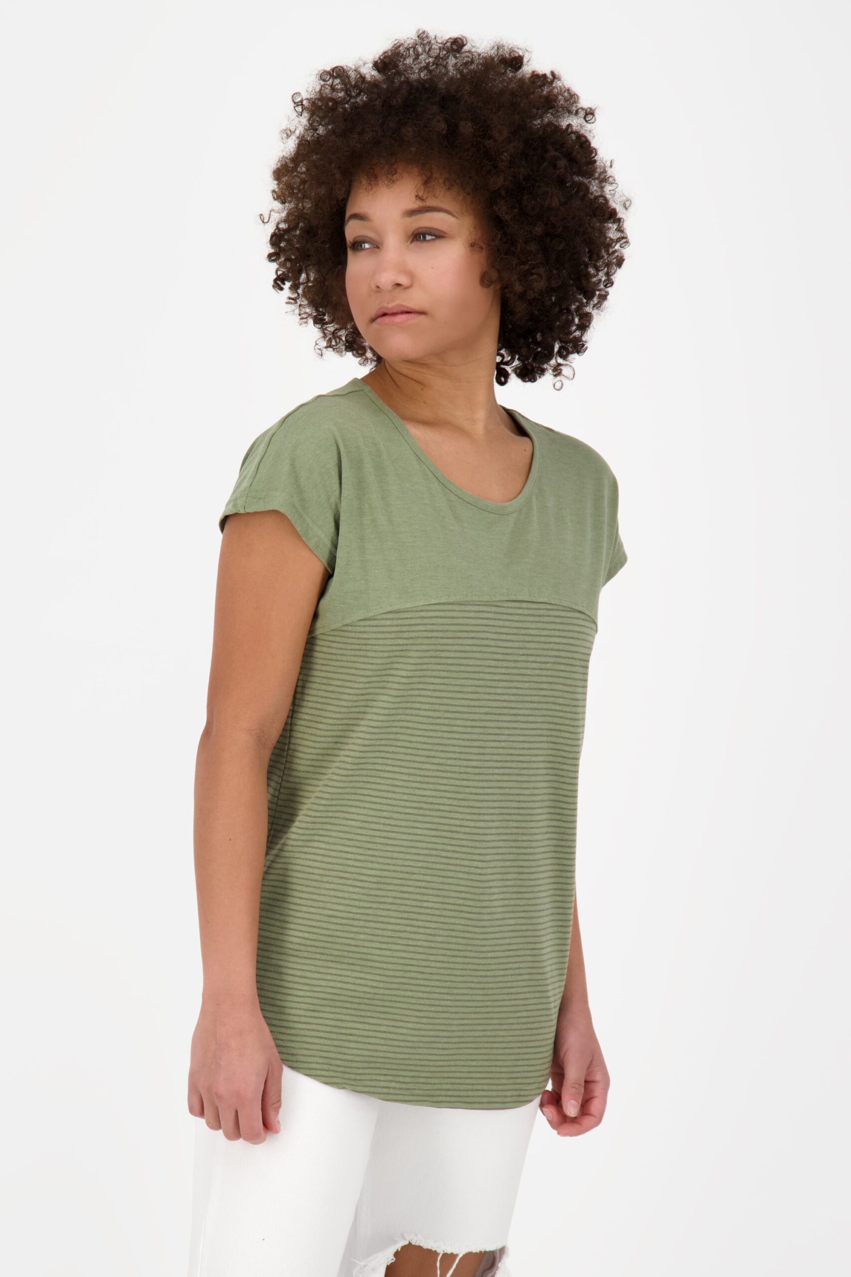 Damen T-Shirt ClarettaAK Z: Bequemer Begleiter für den Sommer Grün