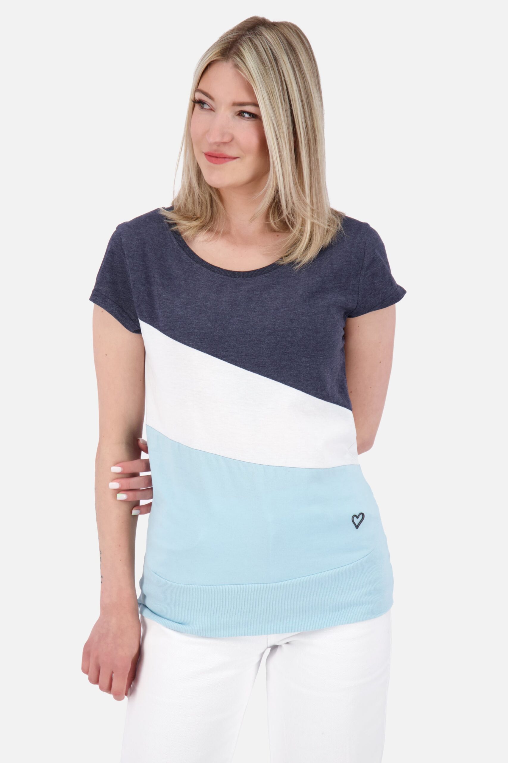 CordelieAK A von Alife and Kickin: Bequemes T-Shirt mit Zierknöpfen Hellblau